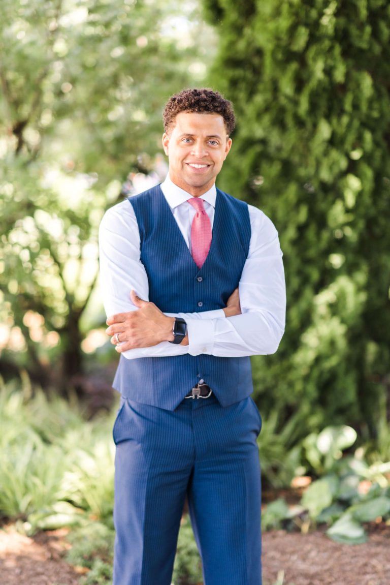 DR. CHARLES E. THOMPSON III, M.D. Best Bariatric Surgeons